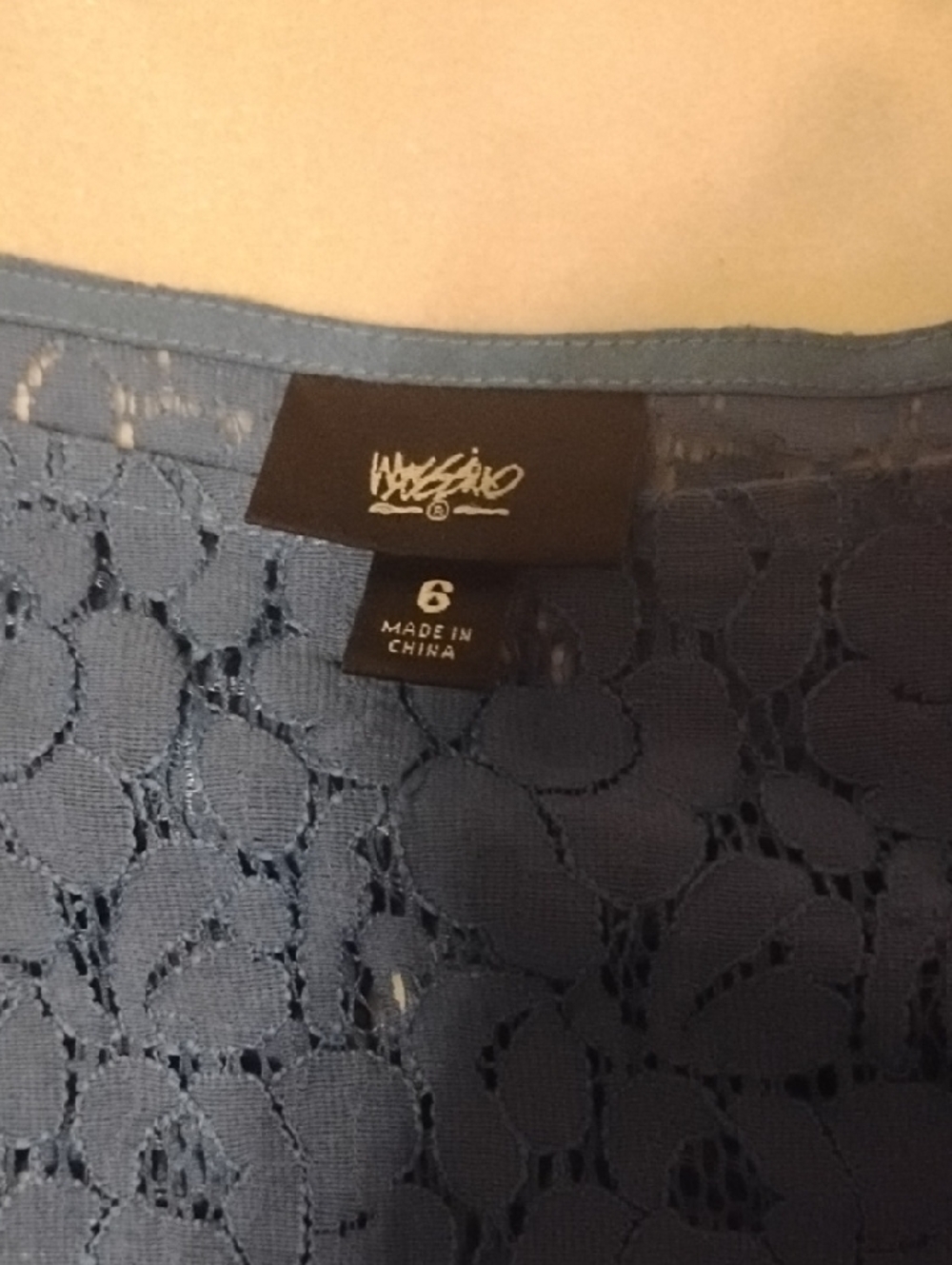 Blue Lace-Top Cap Sleeve Dress-Size 6 - Picture 5 of 16